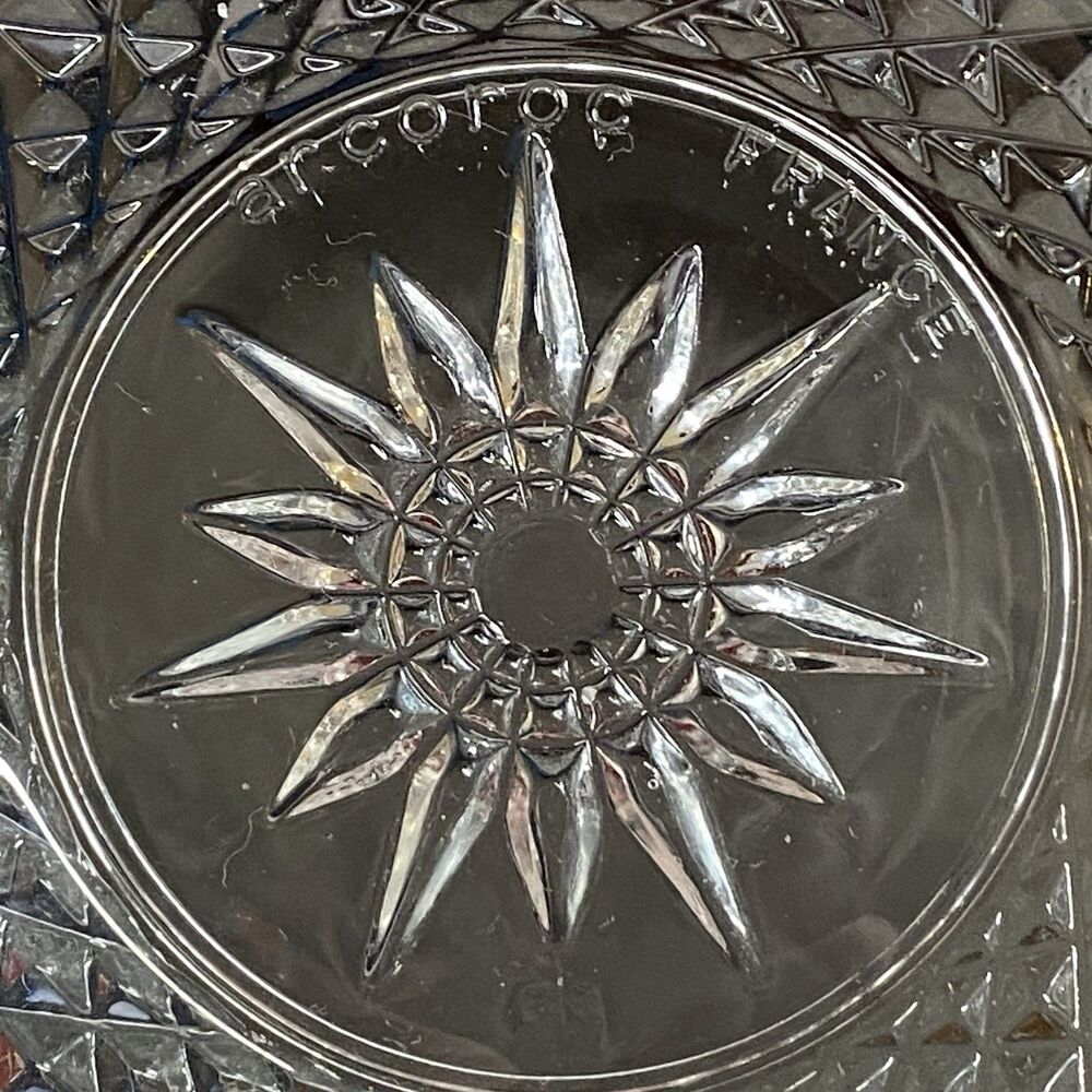 Vintage Arcoroc France Diamond Starburst Design Dessert Salad Bowls Set Of 2